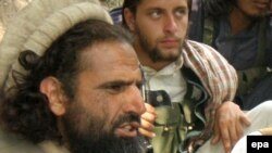 Mangal Bagh (left), the leader of the Lashkar-e Islam militant group