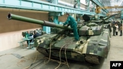 Українські танки «Оплот» на Харківському заводі імені Малишева
