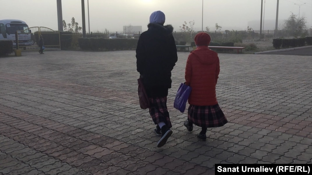 Сүтті қыздар порно секс