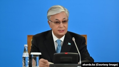 Жалқау әйелдердің жеке суреттері