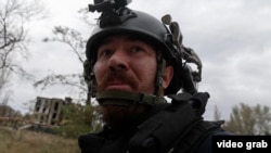 Reporter Radija Slobodna Evropa Marjan Kušnir na terenu u Kostjantinivki u Donjeckoj oblasti, 2025.