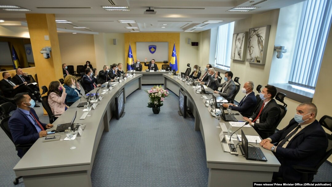 Qeveria e Kosovës gjatë një mbledhjeje.