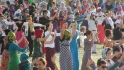 ‘Marşirowkalar’ 2 ýarym aý öňünden başlandy