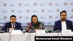 آرشیف، رئیس و شماری از اعضای کمیسیون مستقل انتخابات افغانستان