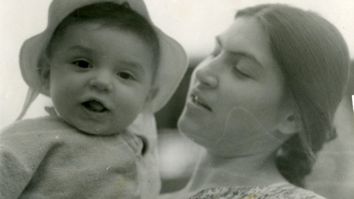 Exclusive: Boris Nemtsov's Mother Shares Memories, 10 Years After His Killing