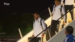 Истиқболи мунтахаби Аргентина ва Лионел Месси дар фурудгоҳи Жуковскии Маскав.