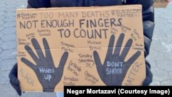 Sa protesta u Njujorku