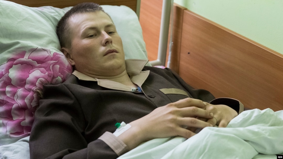 Задержанный в Луганской области Украины россиянин Александр Александров в киевской больнице