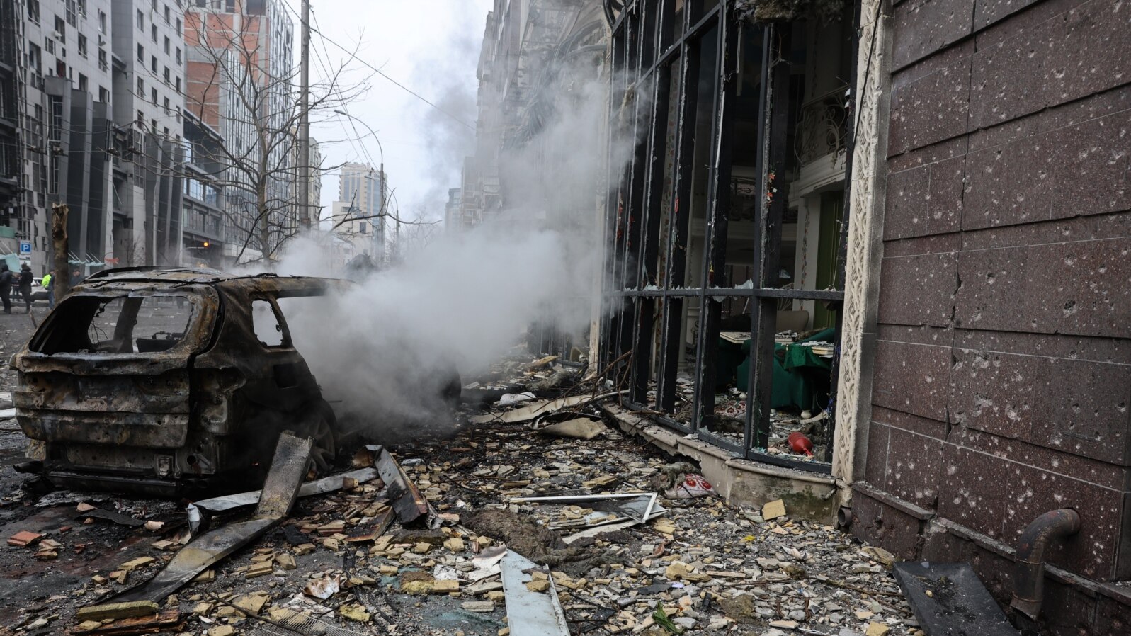 UKRAINE--Consequences of shelling in Kyiv--Nuzhnenko