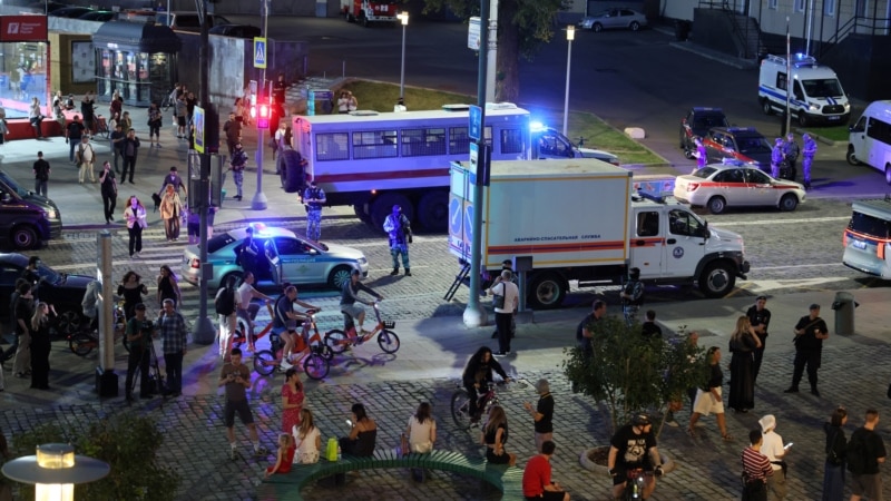 3 Killed, 21 Wounded In Moscow Restaurant Bombing, Russian Authorities Say