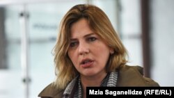 ანა დოლიძე 