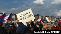 Protest antiguvernamental la Praga.