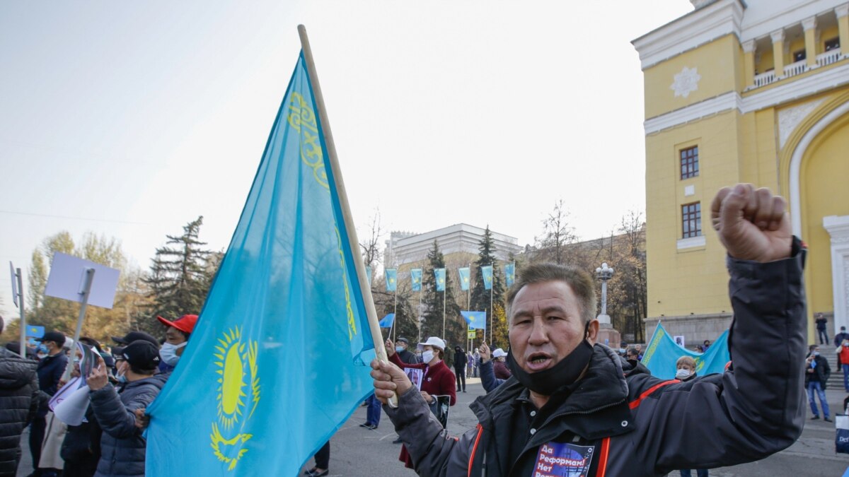 Казахстан митинги. Токаев Казахстан протесты. Казахстан митинги 2022. Алматы 2021 протесты. Протесты в Казахстане 2020.