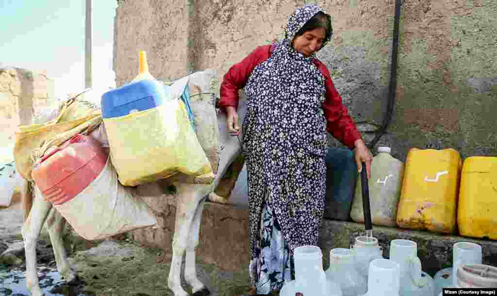 نحوه تامین آب ساکنین در یکی از روستاهای بجنورد