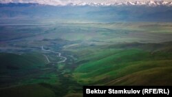 Суусамыр өрөөнү. Иллюстрациялык сүрөт.