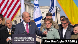 Фото з акції Конгресового кокусу на підтримку України у Вашингтоні до річниці повномасштабної війни, лютий 2026 року