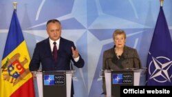 Igor Dodon cu Rose Gottemoeller, secretarul-general adjunct al NATO