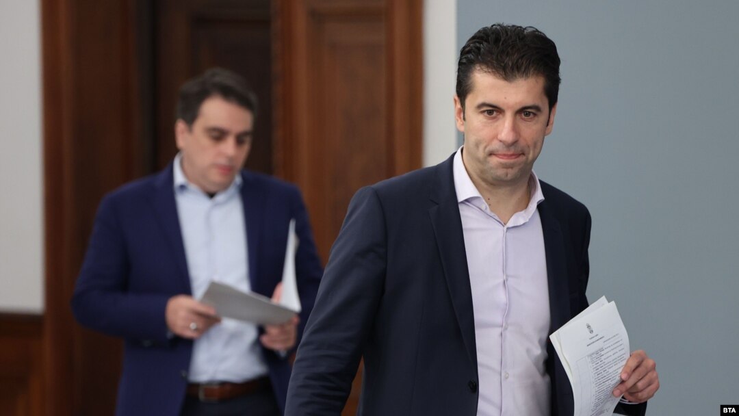 Кирил Петков и Асен Василев