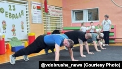 Акцыя «Вырастем, ребята, и пойдем в солдаты!» ў дзіцячым садку № 6 у Добрушы Гомельскай вобласьці, люты 2026 году