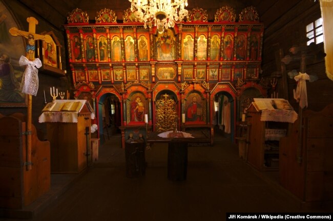 Внутрішній вигляд церкви Архангела Михаїла в рідному селі Олександра Духновича