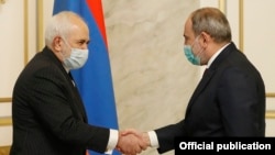 Armenia -- Armenian Prime Minister Nikol Pashinian meets with Iranian Foreign Minister Mohammad Javad Zarif, Yerevan, January 27, 2021.