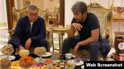 Kazakh crime boss Arman “Dikiy” Dzhumageldiev (right) posted a photo of himself on Instagram on January 27 as a guest at the Dubai home of former international amateur boxing chief Gafur Rakhimov.