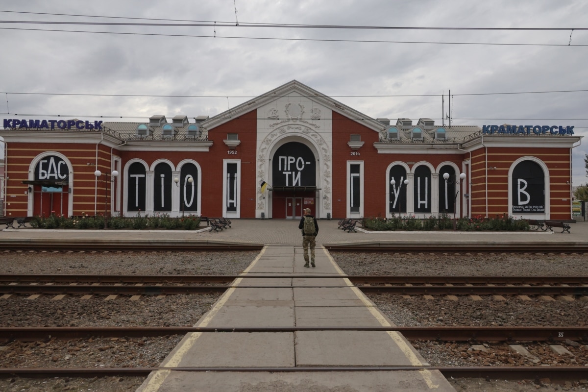 Понад половина українців вважає, що Україна не має йти на територіальні поступки – опитування