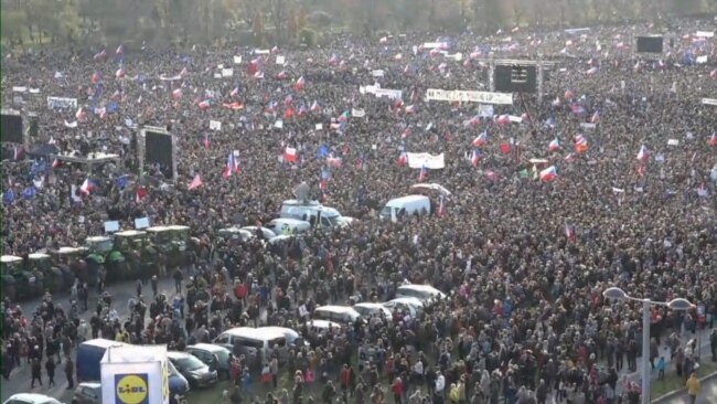 Czechs Hold Mass Anti-Government Protest On Eve Of Velvet Revolution
