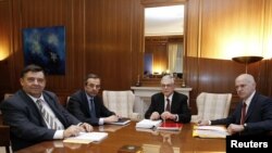 Лідери провідних партій Греції на зустрічі з прем’єр-міністром Пападімосом