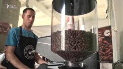 Як людзі бяз зроку і на інвалідных вазках становяцца барыстамі. ВІДЭА