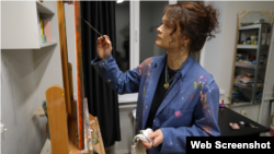 Рената долгое время не бралась за кисть