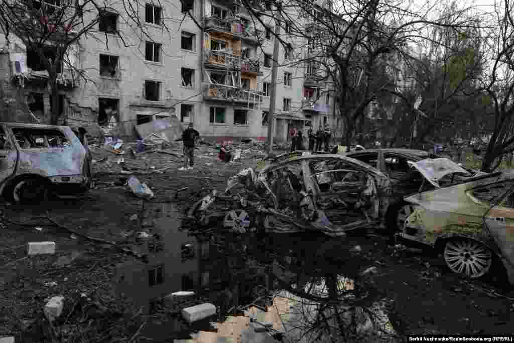 Пошкоджений російською атакою п’ятиповерховий житловий будинок у Борисполі. Київська область, 1 вересня 2026 рокуРосія «цілеспрямовано б’є по цивільних об’єктах та житлових будинках», наголосив очільник Київської ОВА Ткаченко