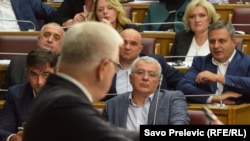 Marković i Mandić u skupštinskoj sali