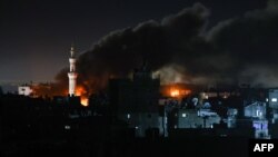 Bombardimet izraelite në Rafah, gjatë operacionit për shpëtimin e dy pengjeve. 12 shkurt 2024.
