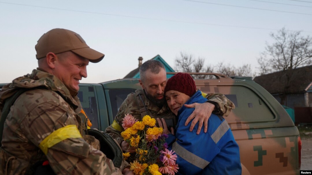 Жители Херсонской области встречают украинских военных