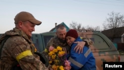 Жители Херсонской области встречают украинских военных