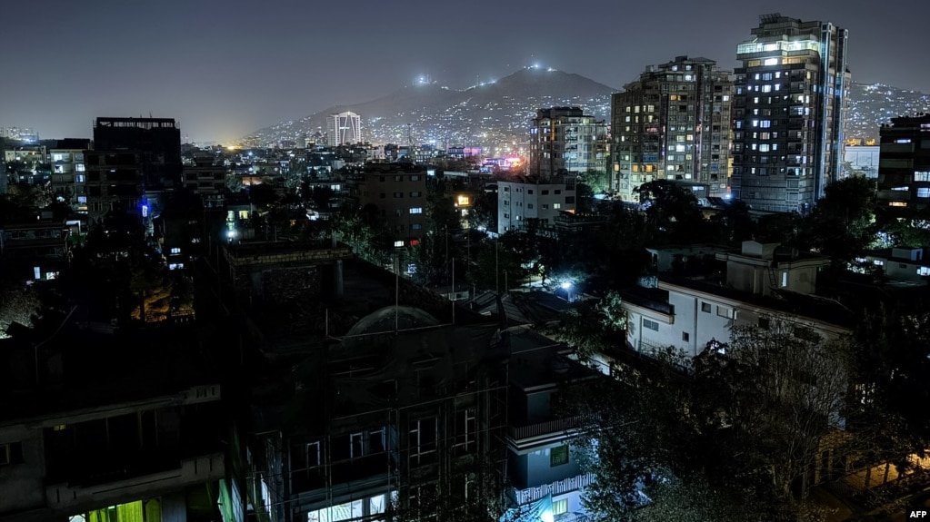 Một góc nhìn về Kabul vào cuối ngày 29 tháng 9, sau khi Taliban gây ra sự cố mất điện trên toàn quốc.