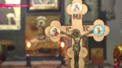 «В окопах нет неверующих»: тяжелая работа трехсот украинских военных капелланов (видео)