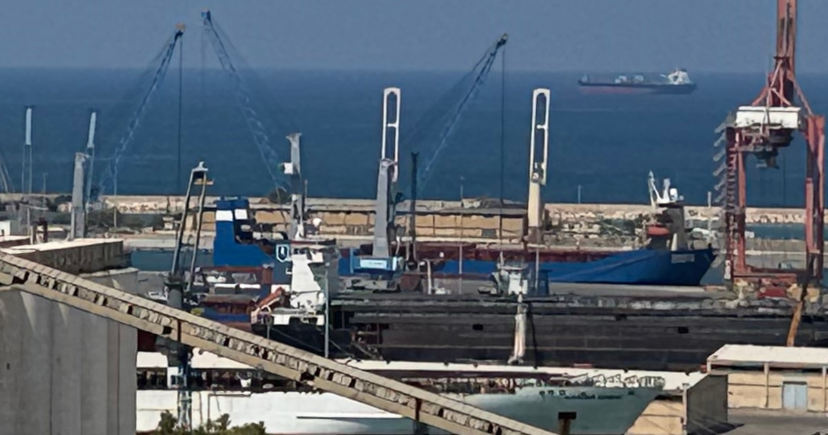 Photo Exclusive: Russia Returns To Syria Bases, Contradicting 'Transfer' Claims