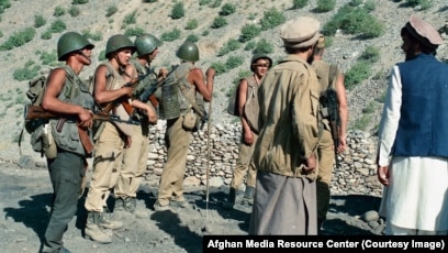 Кеудесінде ұрығы бар келіндердің фотосы