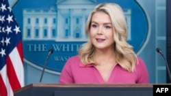 کارولین لویت سخنگوی قصر سفید