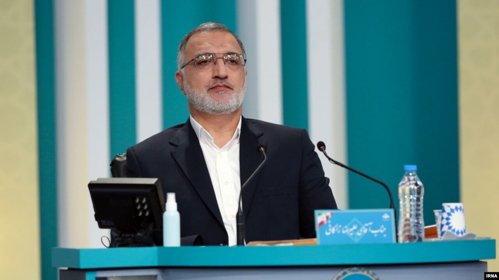 علیرضا زاکانی نامزد انتخابات ریاستجمهوری بود، اما بهنفع ابراهیم رئیسی کنار کشید