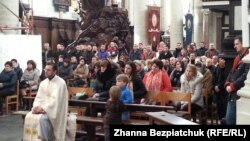 Вшанування Героїв Небесної сотні в Антверпені