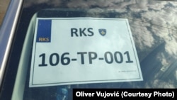 Registarska oznaka koju je na graničnom prelazu Merdare dobio Oliver Vujović (20. septembar 2021.)
