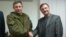 Лидер партии "Смена" Тадеуш Пискорский (справа) с лидером донецких сепаратистов Александром Захарченко 