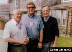 Gorbacsov, Zolcer János, és az idősebb George Bush, volt amerikai elnök