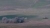 Кадър от видео, разпространено от арменското военно министерство, на което се вижда унищожаването на азербайджански танкове
