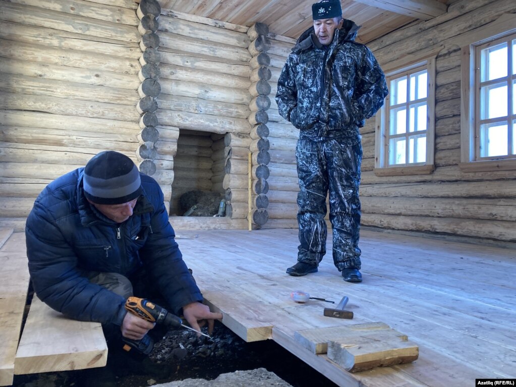 Тимер кадак урынына агач кадак, чөй кулланалар