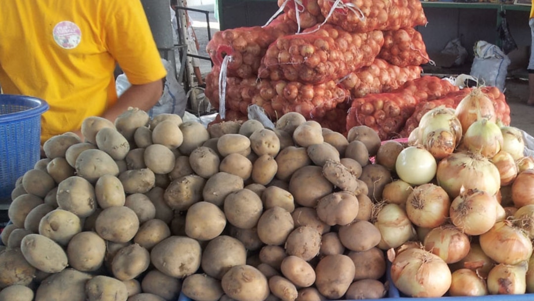 Good Sucks ni onlayn tomosha qiling Koylak kiygan sexy qizlar video