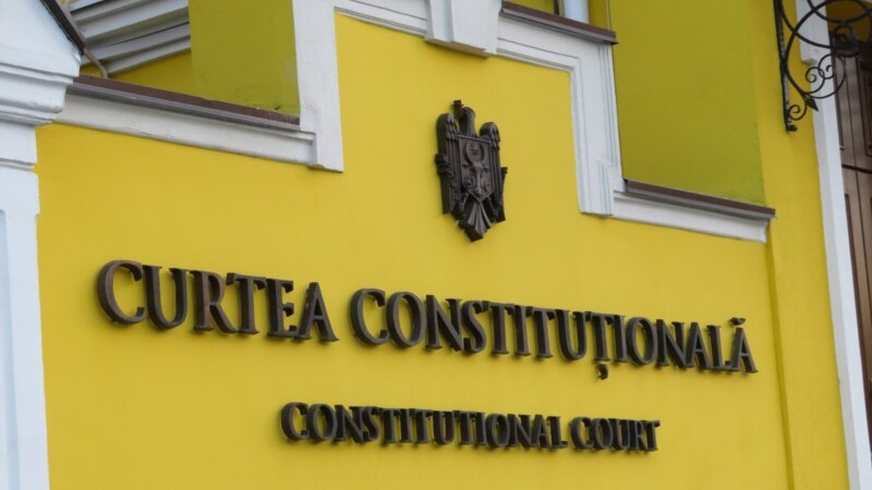 De ce se grăbește guvernul interimar cu numirea judecătorului de la CC 